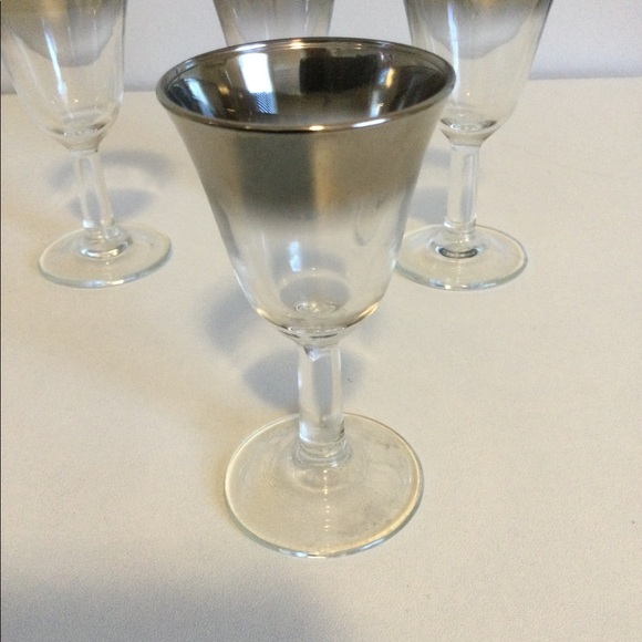 4 Vintage Silver Gilded Cordial Liqueur Glasses - Picture 1 of 3